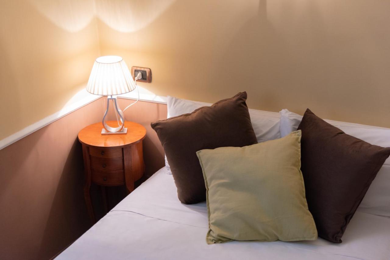 Hotel Suite ARES Neapel Exterior foto