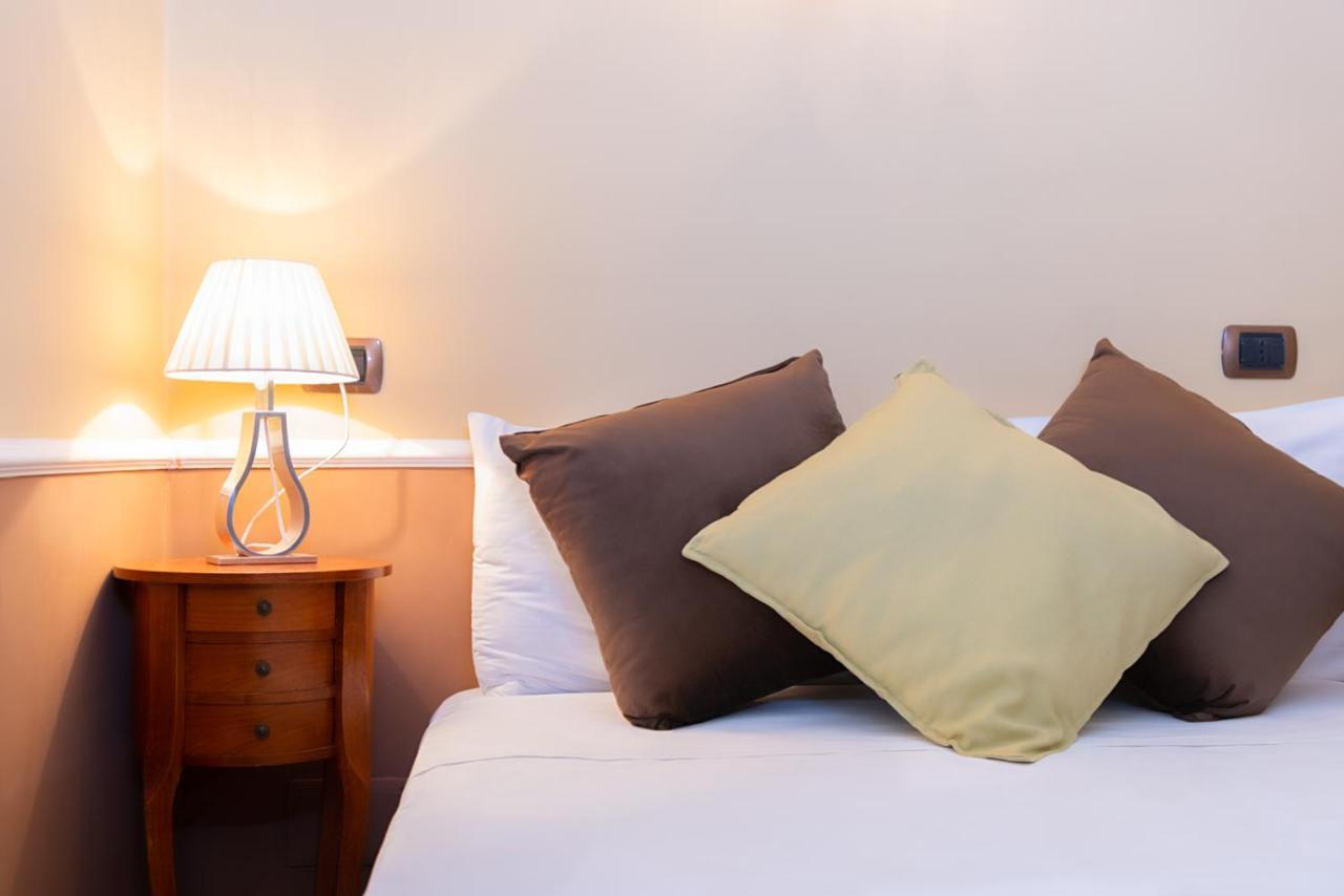 Hotel Suite ARES Neapel Exterior foto