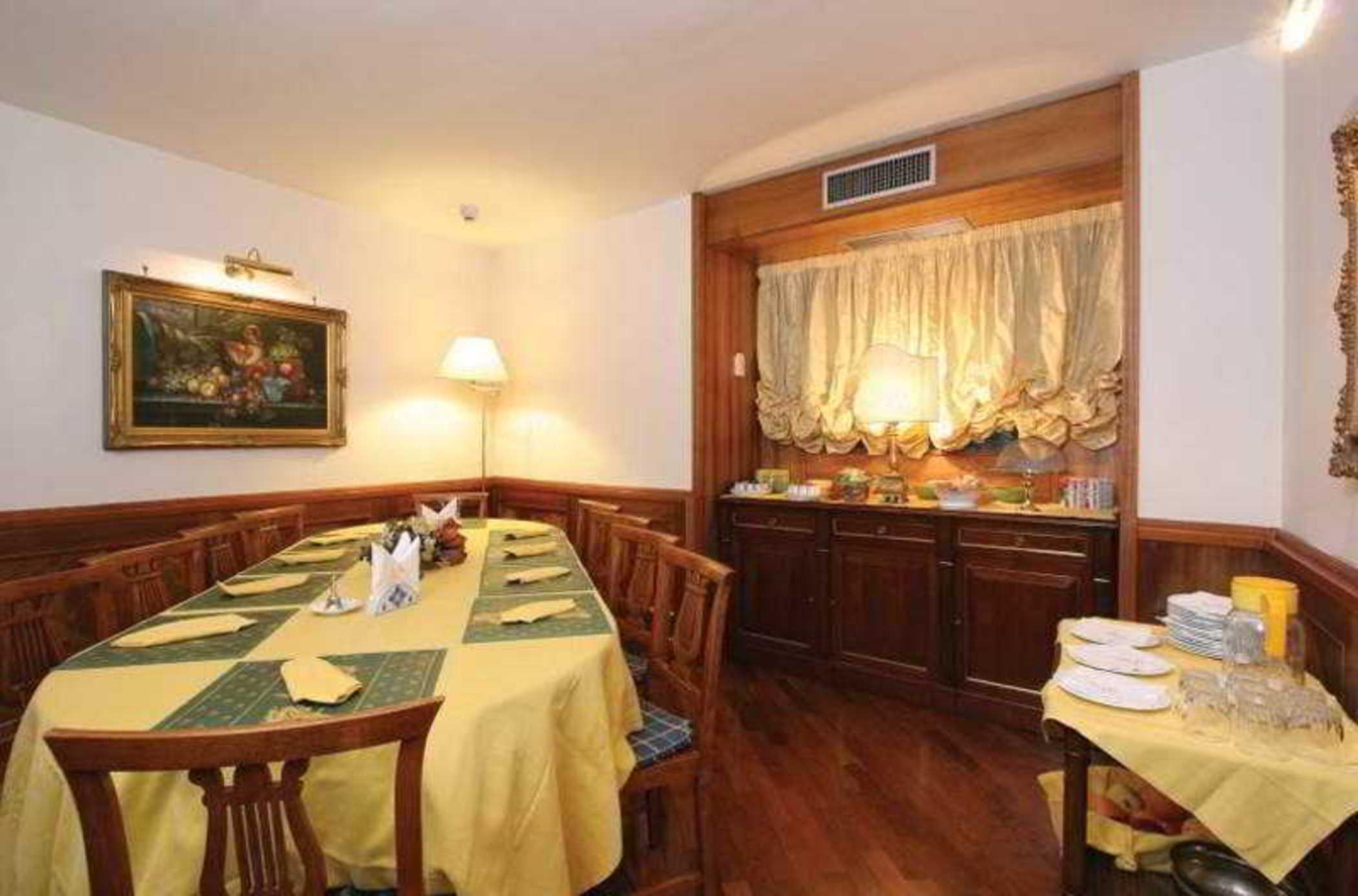 Hotel Suite ARES Neapel Restaurant foto
