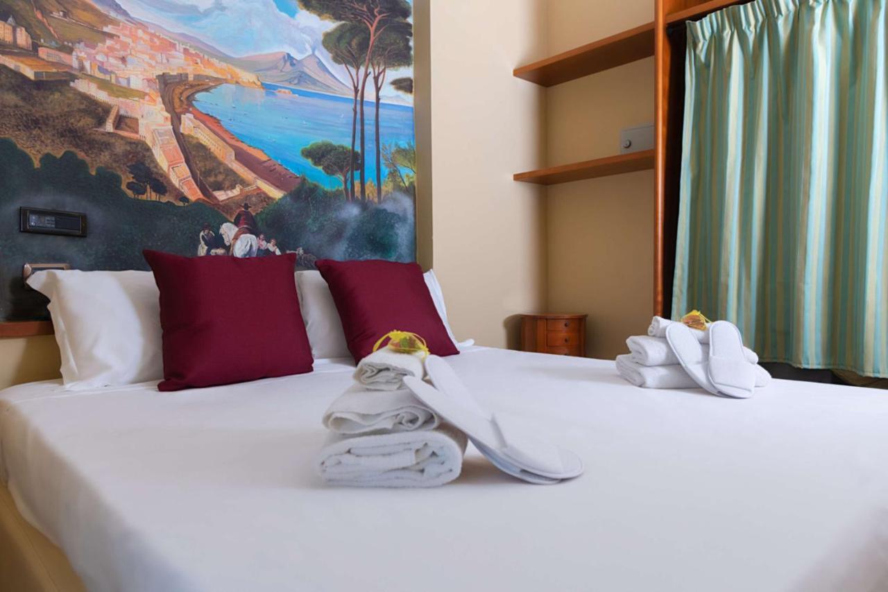 Hotel Suite ARES Neapel Exterior foto