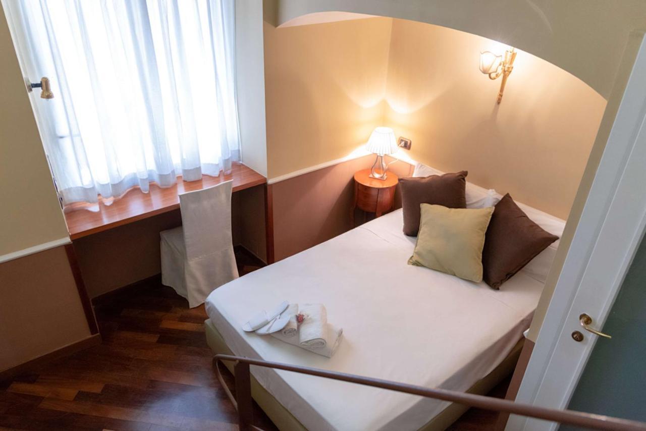 Hotel Suite ARES Neapel Exterior foto